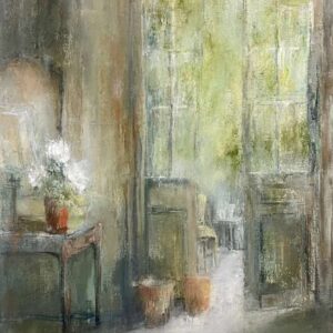 Le vaste espace était plongé dans un silence inhabituel